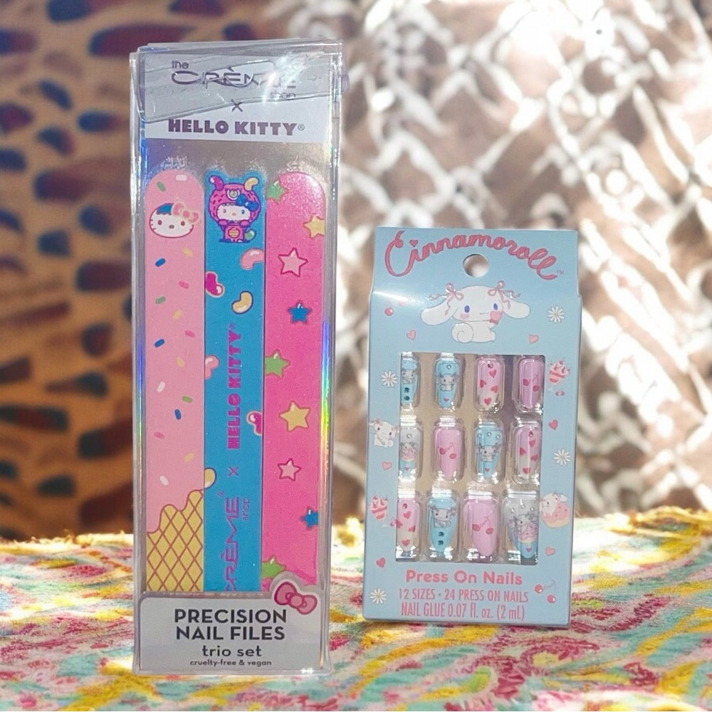 Sanrio Cinnamoroll Hearts Press On Nails — BoxLunch Exclusive + Nail Files